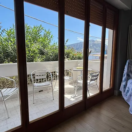 Emilia Alba Con Vista Sul Mare Mondello